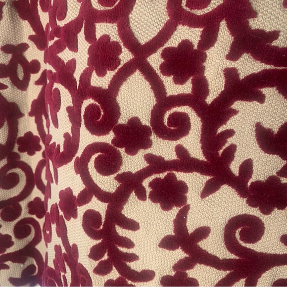 Skirtin Around Red Raised Velvet Patterned Skirt Size 6 Cotton Lined - Picture 4 of 11